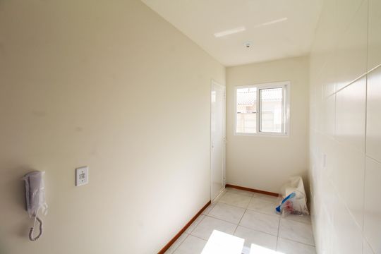 Cozinha de casa de condomínio para alugar com 2 quartos, 50m² em Parque Espirito Santo, Cachoeirinha