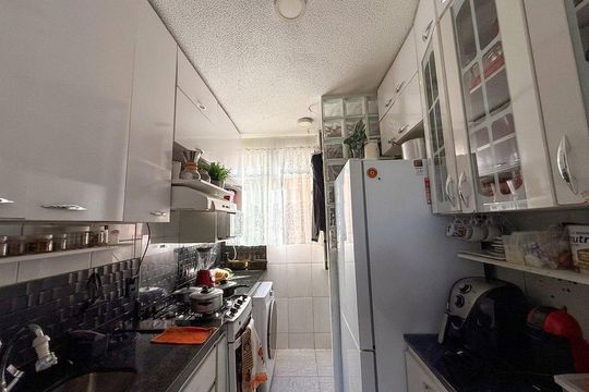 Cozinha de apartamento à venda com 2 quartos, 48m² em Nova Gameleira, Belo Horizonte