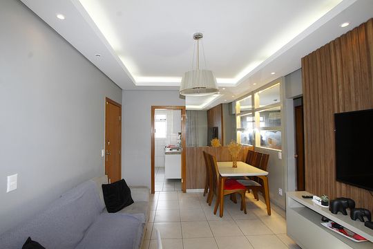 Sala de apartamento à venda com 3 quartos, 140m² em Monsenhor Messias, Belo Horizonte
