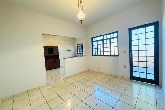 Casa para alugar com 2 quartos, 70m² em Jardim do Sol, Campinas