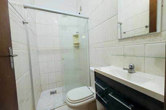 Banheiro de casa para alugar com 2 quartos, 70m² em Jardim do Sol, Campinas