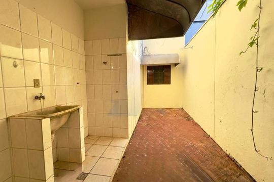 Área externa de casa para alugar com 2 quartos, 70m² em Jardim do Sol, Campinas