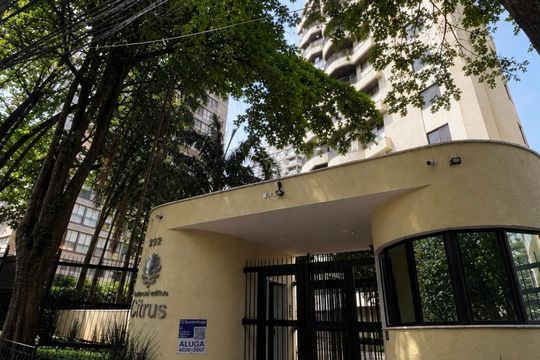 Apartamento para alugar com 4 quartos, 111m² em Alphaville Industrial, Barueri