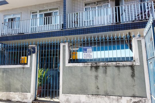 Fachada de casa para alugar com 2 quartos, 80m² em Taquara, Rio de Janeiro