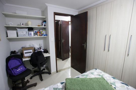 Quarto 2 de casa para alugar com 2 quartos, 80m² em Taquara, Rio de Janeiro