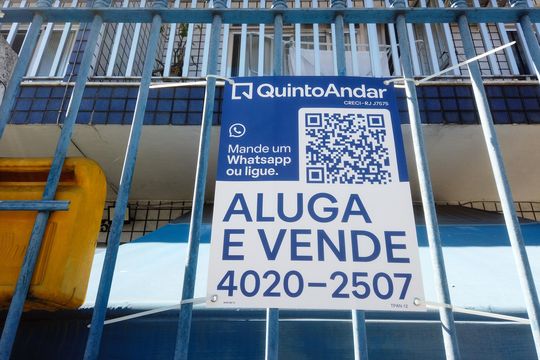 Plaquinha de casa para alugar com 2 quartos, 80m² em Taquara, Rio de Janeiro