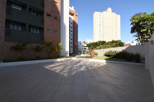 Área comum de apartamento à venda com 3 quartos, 93m² em Mercês, Curitiba