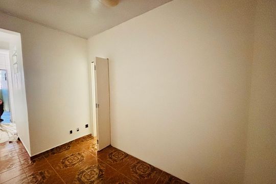 Quarto de casa para alugar com 1 quarto, 20m² em Novo Osasco, Osasco