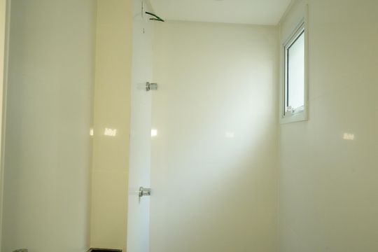 Banheiro de kitnet/studio para alugar com 1 quarto, 30m² em Tatuapé, São Paulo