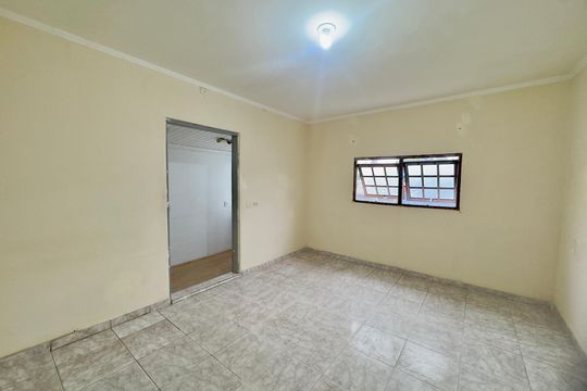 Quarto 2 de casa à venda com 2 quartos, 145m² em Vila Augusta, Guarulhos