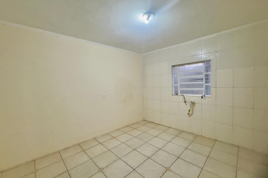 Cozinha de casa à venda com 2 quartos, 145m² em Vila Augusta, Guarulhos