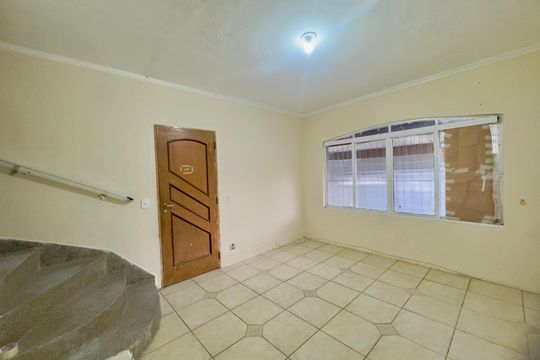 Casa à venda com 2 quartos, 145m² em Vila Augusta, Guarulhos