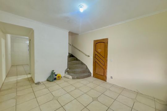Sala de casa à venda com 2 quartos, 145m² em Vila Augusta, Guarulhos