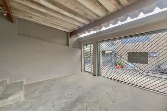 Garagem de casa à venda com 2 quartos, 145m² em Vila Augusta, Guarulhos