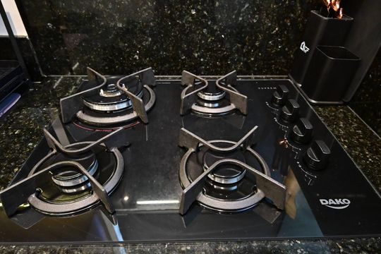 Cozinha de apartamento à venda com 2 quartos, 56m² em Setor Bueno, Goiânia