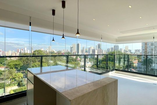 Varanda gourmet de apartamento para alugar com 4 quartos, 163m² em Pinheiros, São Paulo