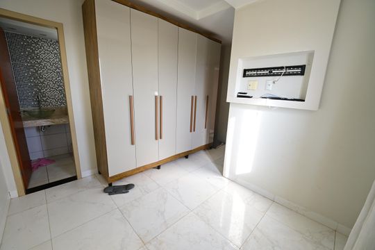 Apartamento para alugar com 2 quartos, 77m² em Parque Oeste Industrial, Goiânia