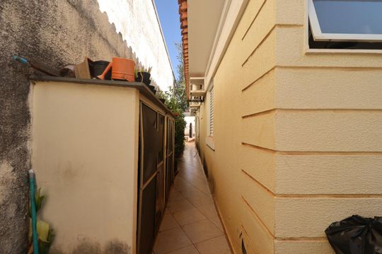 Corredor de casa de condomínio para alugar com 3 quartos, 170m² em Recreio das Acacias, Ribeirão Preto