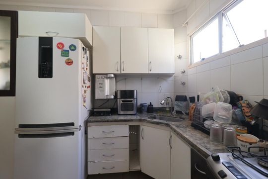Cozinha de casa de condomínio para alugar com 3 quartos, 170m² em Recreio das Acacias, Ribeirão Preto