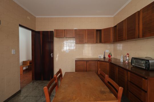 Cozinha de casa para alugar com 3 quartos, 200m² em Vila São José, São Paulo