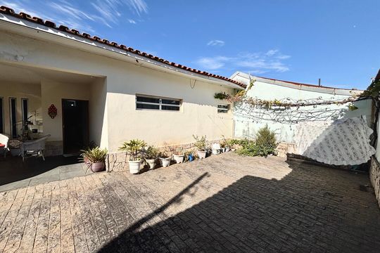 Quintal de casa à venda com 3 quartos, 347m² em Jardim Brasilia (zona Leste), São Paulo