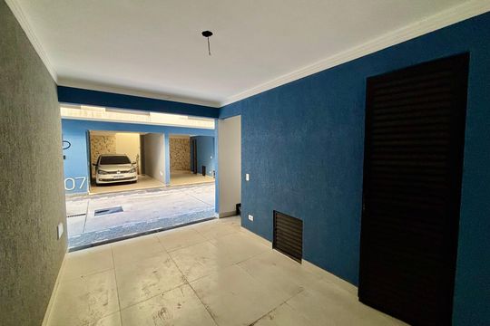 Garagem de casa à venda com 2 quartos, 85m² em Vila Ré, São Paulo