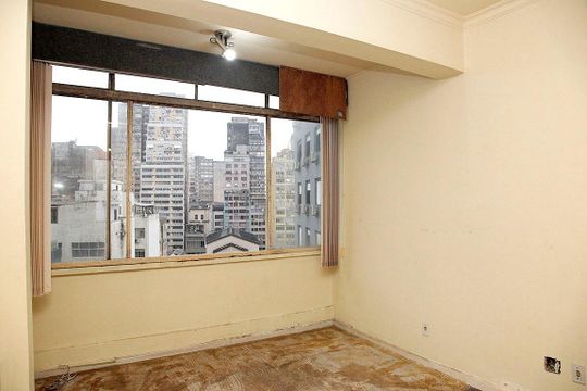 Sala de apartamento para alugar com 2 quartos, 80m² em Centro Histórico, Porto Alegre