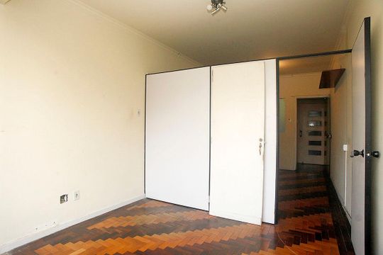 Sala de apartamento para alugar com 2 quartos, 80m² em Centro Histórico, Porto Alegre