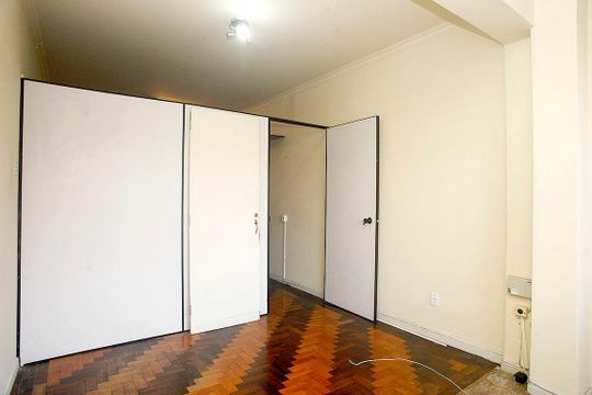 Sala de apartamento para alugar com 2 quartos, 80m² em Centro Histórico, Porto Alegre