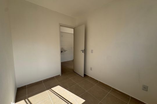 Quarto 2 de apartamento para alugar com 2 quartos, 40m² em Jardim Boa Vista (zona Oeste), Osasco