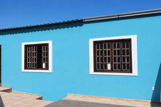 Fachada de casa para alugar com 2 quartos, 70m² em Santíssimo, Rio de Janeiro