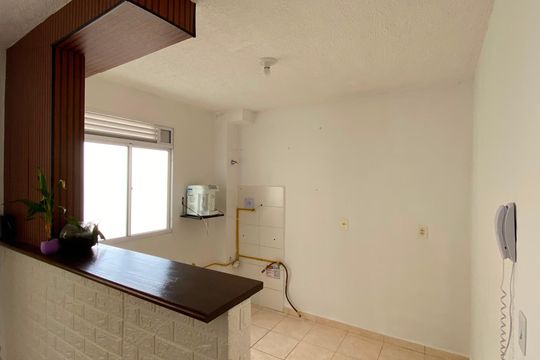 Cozinha de apartamento para alugar com 2 quartos, 44m² em São José, Canoas