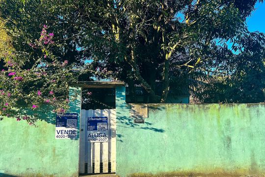 Fachada de casa para alugar com 2 quartos, 425m² em Extensão do Bosque, Rio das Ostras