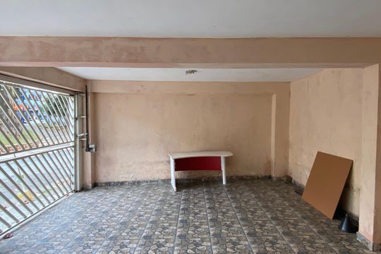 Garagem de casa para alugar com 3 quartos, 180m² em Jardim D’abril, Osasco