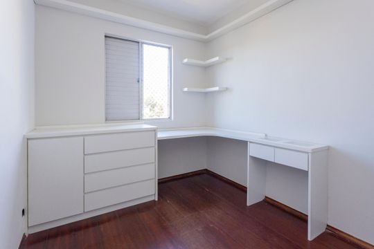 Quarto 2 de apartamento para alugar com 3 quartos, 80m² em Vila Sao Jose (cidade Dutra), São Paulo