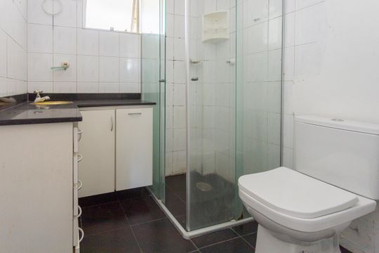 Banheiro de apartamento para alugar com 3 quartos, 80m² em Vila Sao Jose (cidade Dutra), São Paulo