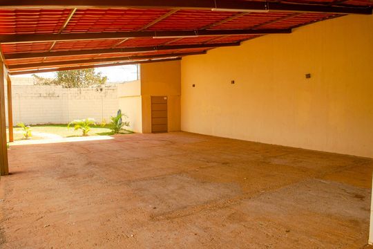 Área externa de casa de condomínio à venda com 3 quartos, 69m² em Residencial Brisas do Cerrado, Goiânia
