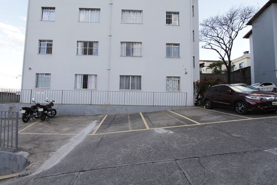 vaga garagem de apartamento para alugar com 2 quartos, 53m² em Nova Gameleira, Belo Horizonte