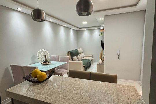 Sala/cozinha de apartamento para alugar com 2 quartos, 75m² em Jardim California, Jacareí