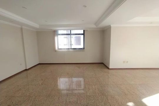 Sala de apartamento para alugar com 4 quartos, 310m² em Osvaldo, Uberlândia
