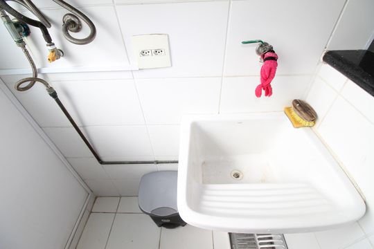 Área de Serviço de apartamento para alugar com 2 quartos, 72m² em Monte Castelo, São José dos Campos