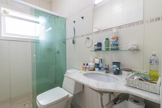 Banheiro da Suíte 2 de casa à venda com 4 quartos, 400m² em Indianópolis, São Paulo