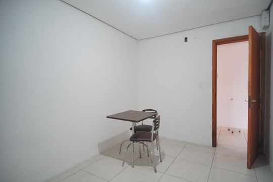 quarto 1 de casa para alugar com 1 quarto, 50m² em Arroio da Manteiga, São Leopoldo