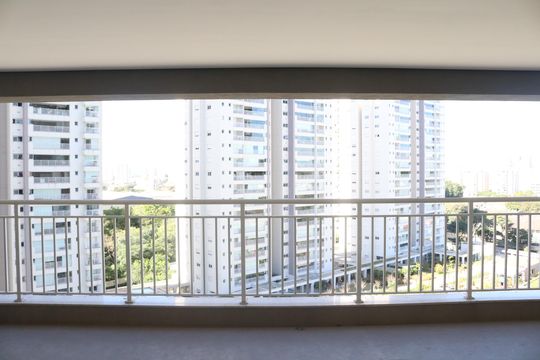 Varanda de apartamento à venda com 3 quartos, 127m² em Vila Anastácio, São Paulo