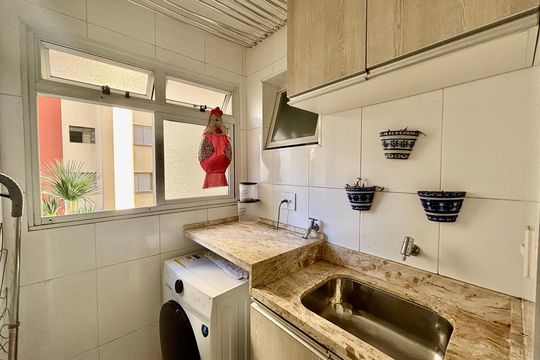 Área de serviço de apartamento à venda com 3 quartos, 65m² em Vila Araguaia, São Paulo