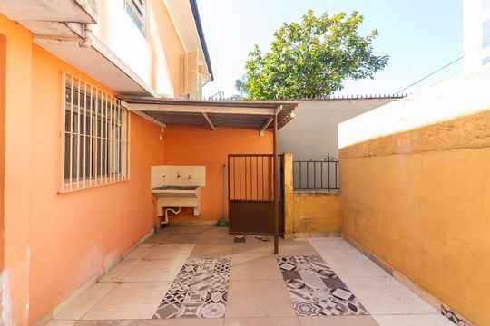 Quintal de casa para alugar com 2 quartos, 60m² em Centro, Osasco