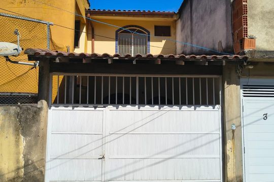 Fachada de casa de condomínio para alugar com 2 quartos, 54m² em Ponto Chic, Nova Iguaçu