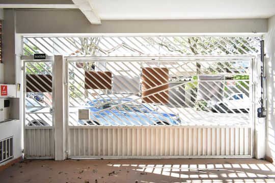 Garagem de casa para alugar com 3 quartos, 240m² em Vila Mariana, São Paulo