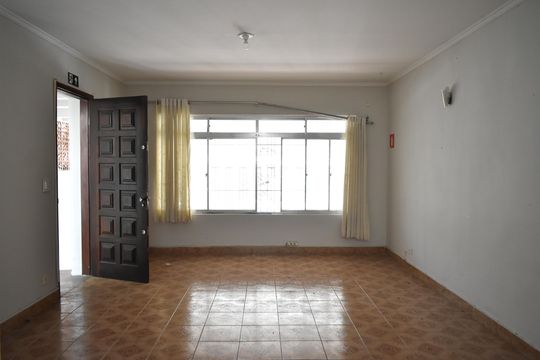 Sala de casa à venda com 3 quartos, 240m² em Vila Mariana, São Paulo