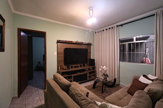 Sala de casa à venda com 2 quartos, 150m² em Vila Progresso, Santo André
